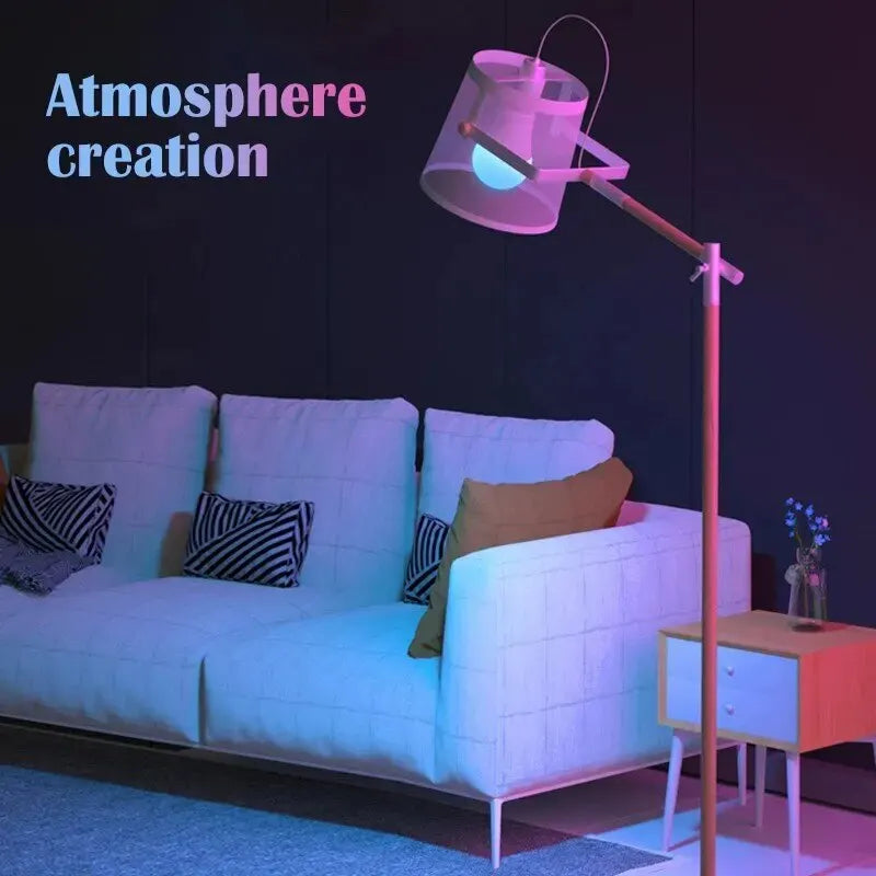 Lampadina LED RGB multicolore a 16 colori E27 220V Illuminazione domestica dimmerabile Telecomando a 24 tasti Lampada intelligente Luce d'atmosfera